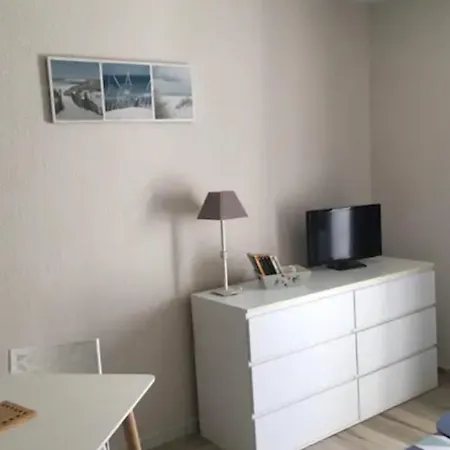 Guestready - Humble Abode Near Vieux Port Апартаменты Ла-Рошель